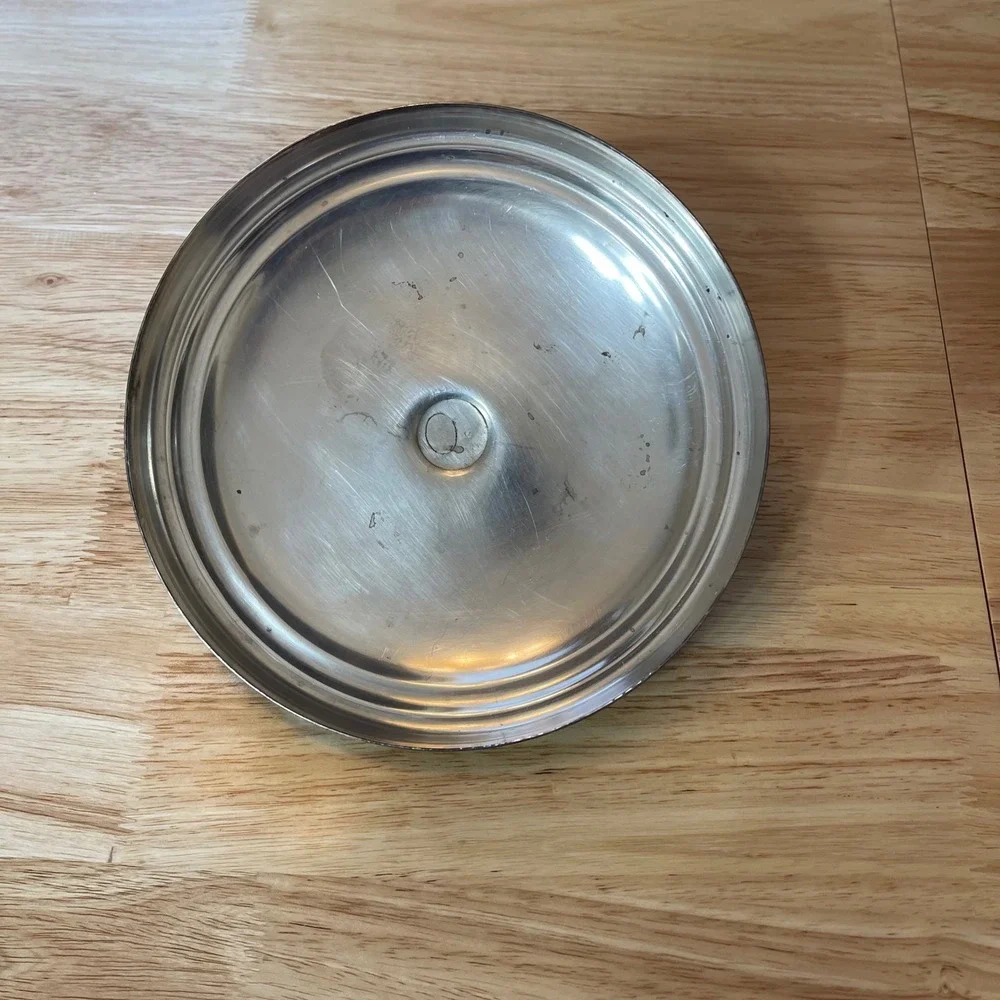 Vintage International Silver Company Ice Bucket‎ With Lid Silverplate Handles